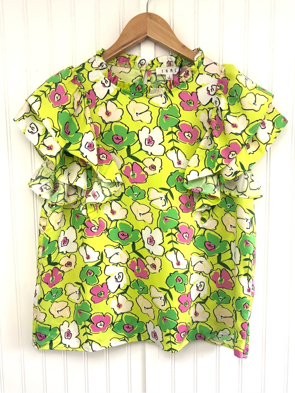THML Floral Print Feminine Flutter Sleeve Blouse Lime Green Pink White Large